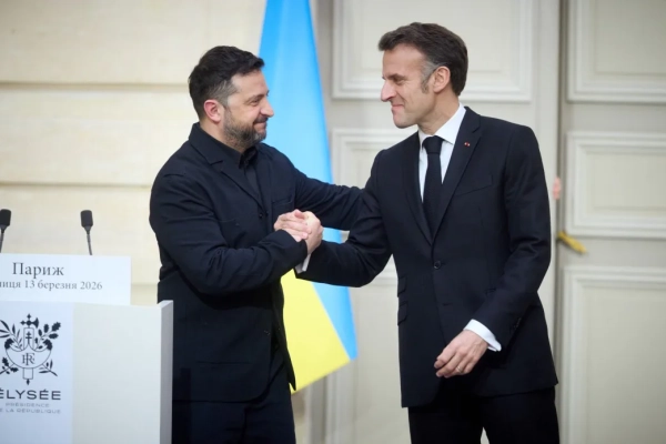 Зеленський та Макрон обговорили потенційну зустріч із Трампом та запропонували допомогу у…