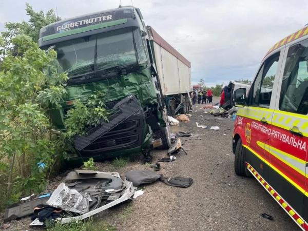 Жахлива аварія на Миколаївщині: 12 жертв, слідство з’ясовує обставини