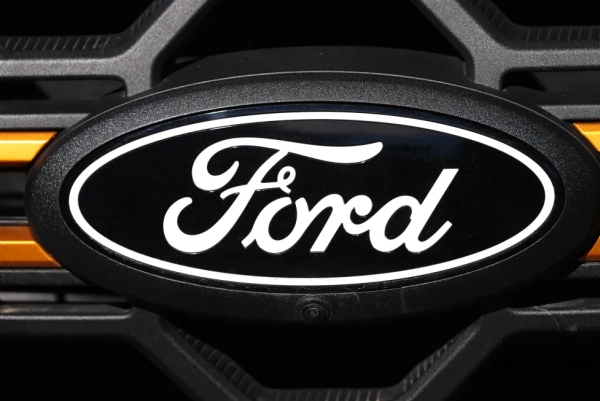 Ford і Geely об’єднуються для створення екологічних авто в Іспанії