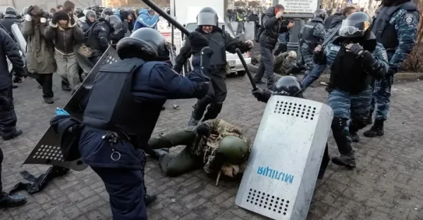 Суд виніс вирок: екс-командиру “Беркута” та “тітушкам” загрожує до 10 років в’язниці за злочини часів Майдану