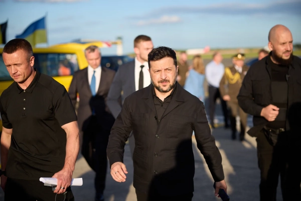 Зеленський — перший іноземний лідер, якого прийме Бернем під час свого прем’єрства