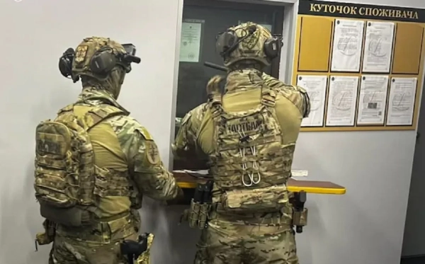 Нацполіція проводить масштабні обшуки у мережі нелегальних обмінників