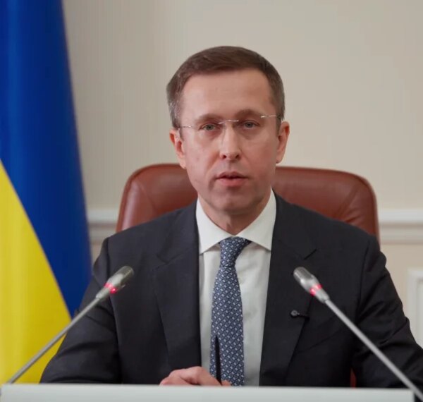 Уряд скасовує безподатковий ліміт на імпортні посилки: що чекає на покупців