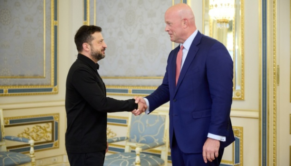 Зеленський провів зустріч з представницею Сполучених Штатів при Північноатлантичному альянсі Вітакер, обговоривши угоди щодо дронів та боєприпаси для систем “Петріот”.