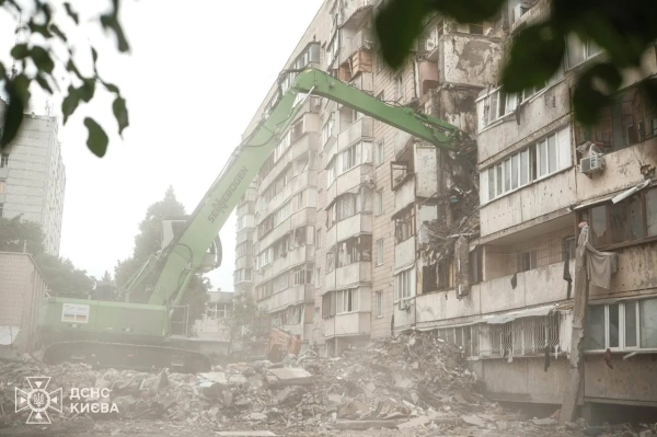 Рятувальники ліквідували наслідки атаки на Київ: оновлення з&hellip;