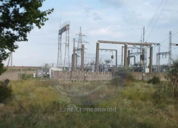 Полум’я охопило ключову підстанцію Криму: Феодосійське водосховище під загрозою
