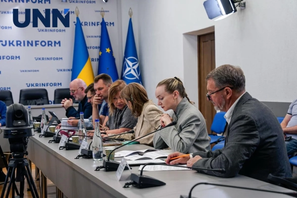 ДПС виявила лише один випадок порушення при оподаткуванні лізингу літаків, тоді як БЕБ розслідує справи проти 5 авіакомпаній