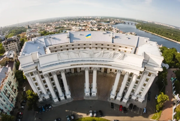 Україна закликає представників СНД утриматися від поїздок на окуповані території РФ під час спостереження за виборами