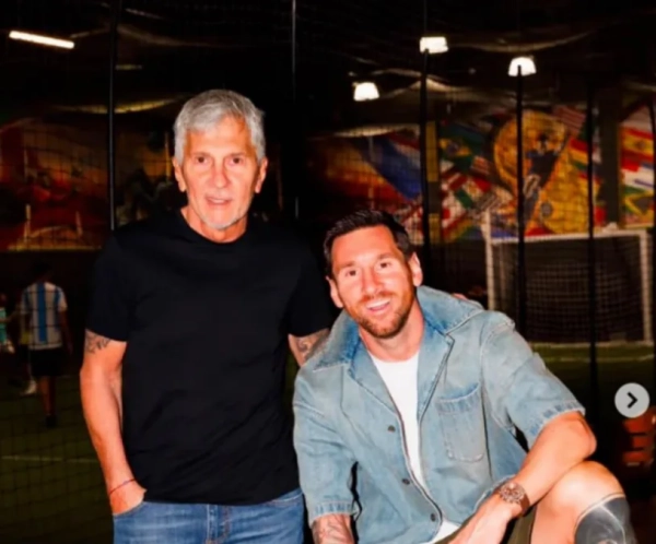 Роналду побив світовий рекорд Instagram своїм коментарем до посту Мессі