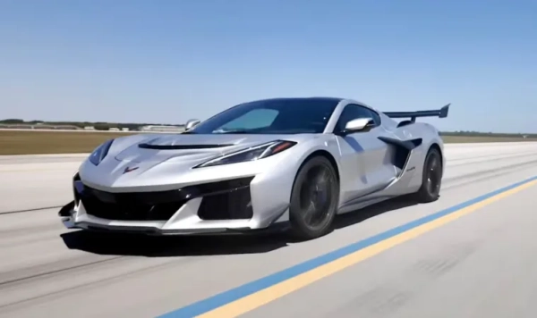 Corvette ZR1X вирвався вперед: обігнав Porsche та McLaren у шаленому випробуванні швидкості