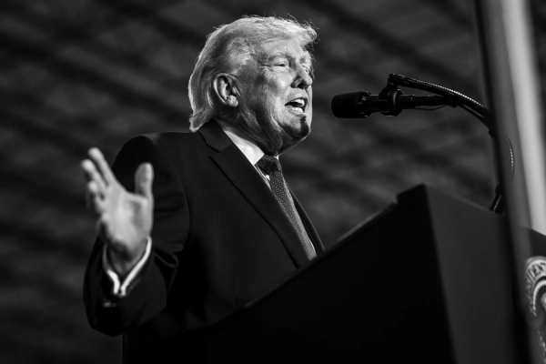 Трамп заявляє: США мають гігантські запаси боєприпасів, спростовуючи чутки про виснаження