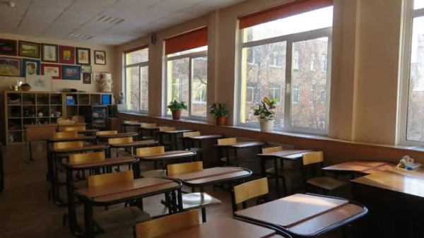 Окупанти руйнують майбутнє: закриття шкіл та дитсадків на Донеччині триває