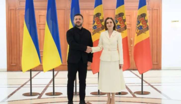 Зеленський отримав найвищу нагороду Молдови: Орден Республіки замінив польський Білий Орел