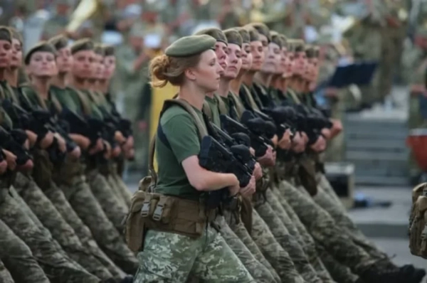 Комітет Верховної Ради заперечує мобілізацію жінок в Україні