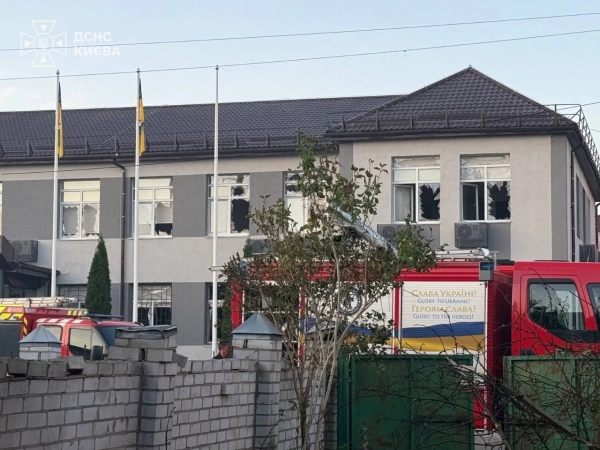 Київ відбиває атаки дронів: наслідки ворожих ударів у…