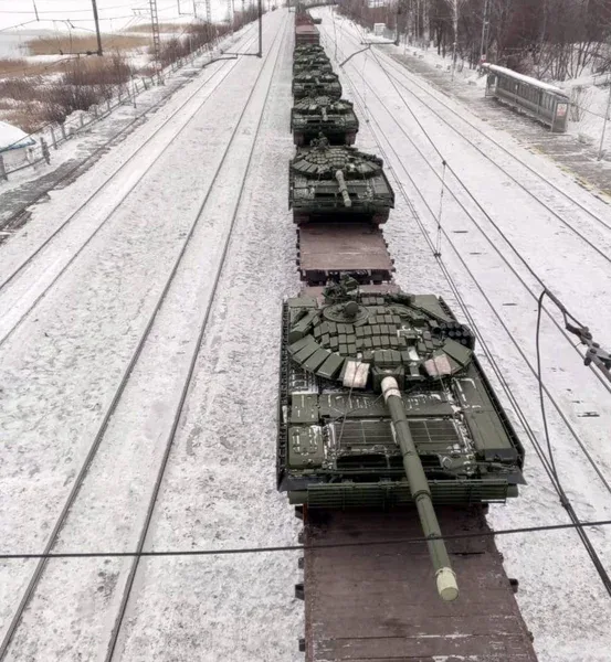 Ешелон танків Т-72Б3 зразка 2022 року