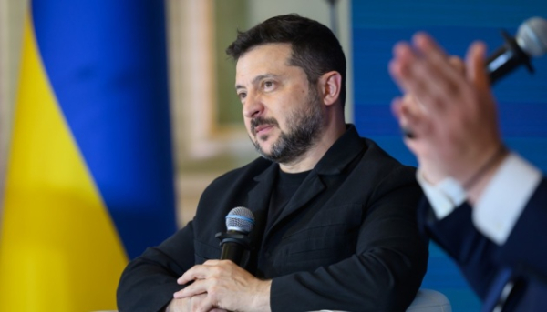 Зеленський: Обсяг поставок зброї та фінансової підтримки для України – ключовий показник ефективності послів