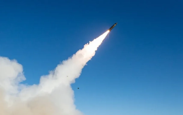 Армія США створює далекобійну ракету для HIMARS: дистанція понад 1000 км