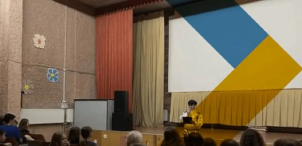 Росіяни фальсифікують історію: як окупанти промивають мізки українським дітям