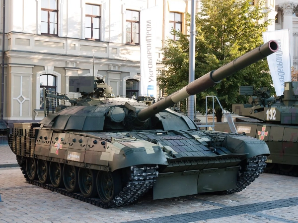 Т-72АМТ на виставці у Києві