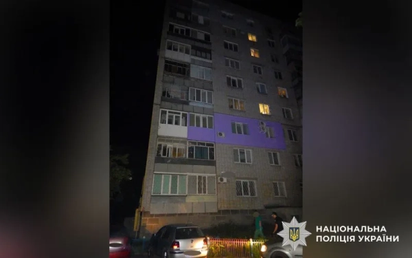 Чоловік випав з вікна шостого поверху у Кременчуці