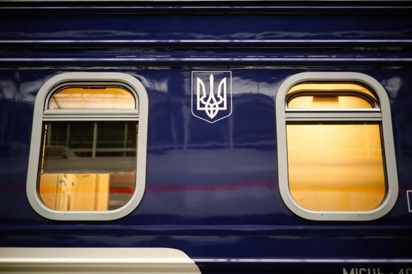 Укрзалізниця: російські атаки спричинили затримки поїздів, наслідки триватимуть щонайменше добу