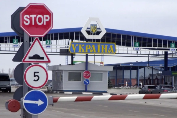 Одеська область: транзитний транспорт тепер вільний від комендантської години