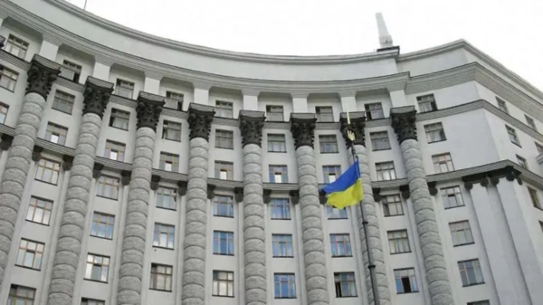 Уряд подовжив термін легального перебування захисників України: хто отримає цю можливість
