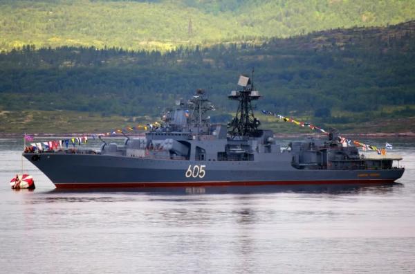 Росія нарощує військово-морську присутність у Середземномор’ї у відповідь на заяви НАТО