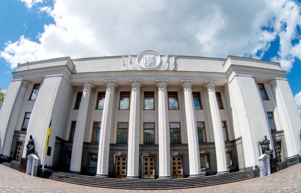 Рада заборонила російську музику у закладах: як це вплине на вас та як захистити українську мову