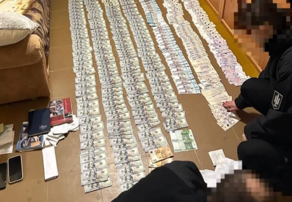 Офіцер ДШВ: 10 тисяч доларів за підміну продуктів, мільйони гривень у активи – справа йде до суду