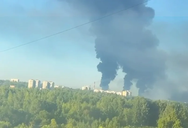Зеленський: Україна вразила два НПЗ, катери та судна “тіньового флоту” РФ