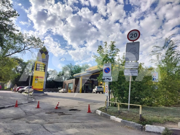 Дефіцит бензину в Самарській області: водії проводять дні в чергах