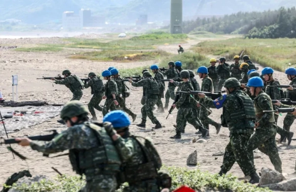 Тайвань відбиває загрозу вторгнення: стартували наймасштабніші навчання