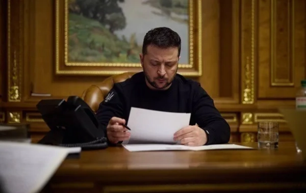 Зеленський ініціював встановлення пам’ятника Мазепі: столиця отримає новий монумент