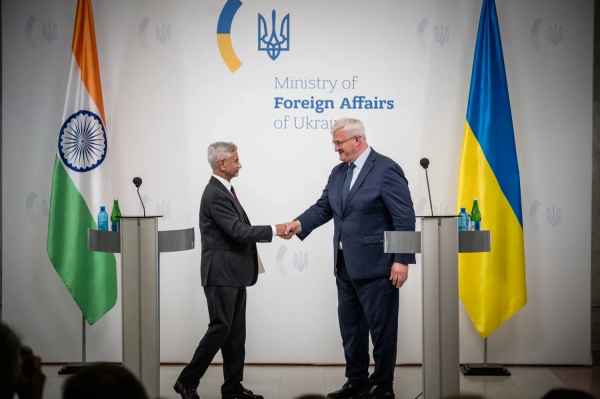 Індія: Закупівля нафти не зупинить війну