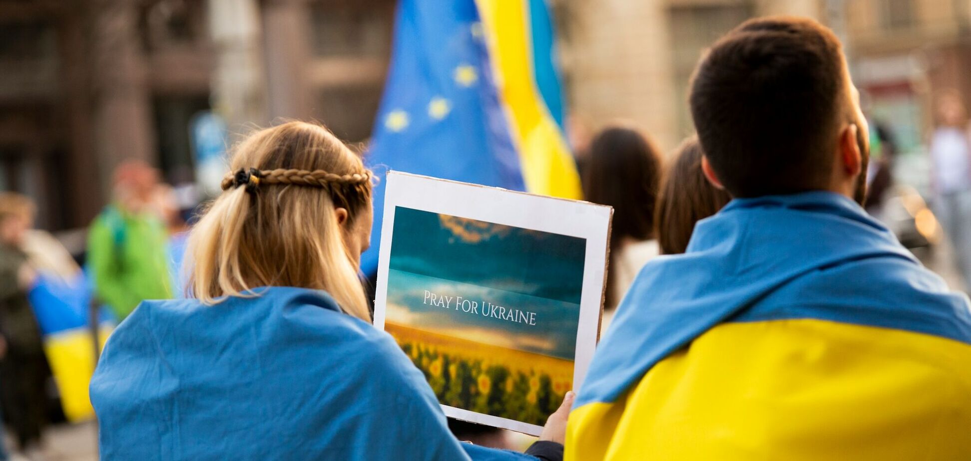Ілюстрація - біженці з України за кордоном
