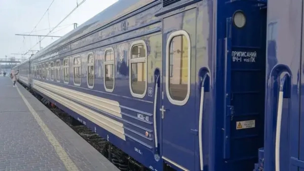 Укрзалізниця попереджає про затримки поїздів через ворожі атаки