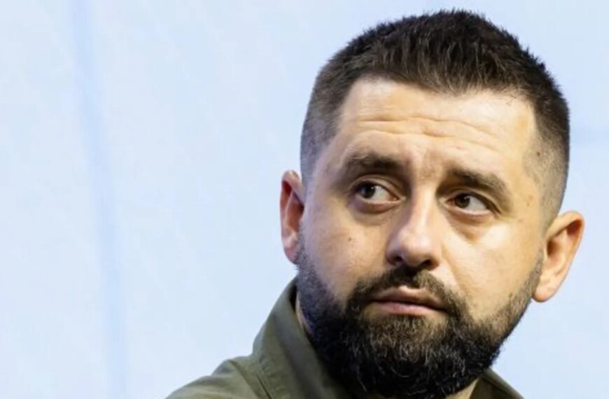 Томенко про дисертацію Арахамії: “Наукова фантастика” пояснила стійкість “Слуг народу”
