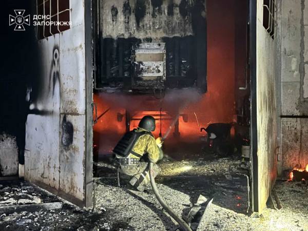 Рятувальники показали наслідки російського удару по Запоріжжю 10 вересня