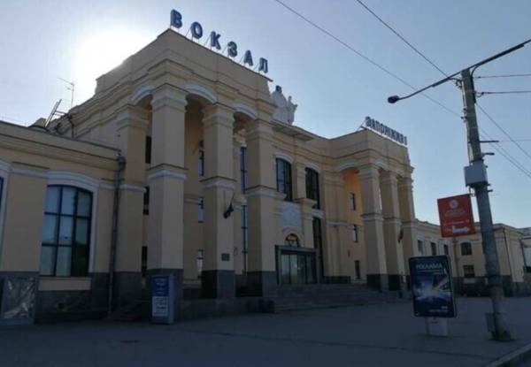 Затримки поїздів із Запоріжжя: графік руху порушено через обстріли