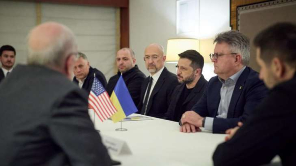 Зеленський зустрівся з американськими сенаторами в Нью-Йорку