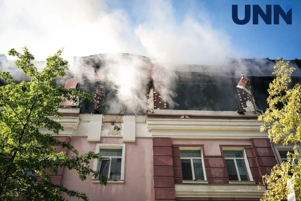 Наслідки влучання в Голосіївському районі Києва.