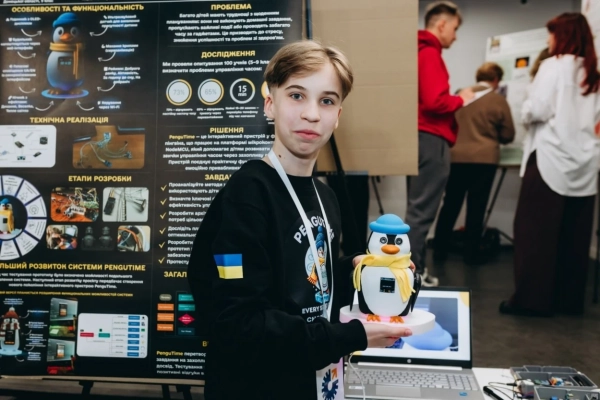 Нікіта Литвин зі своїм проєктом «Penguin Time»
