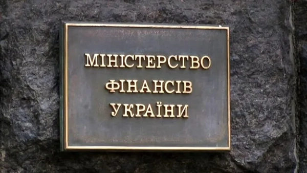 Мінфін чекає на пропозиції авіакомпаній щодо оподаткування лізингу